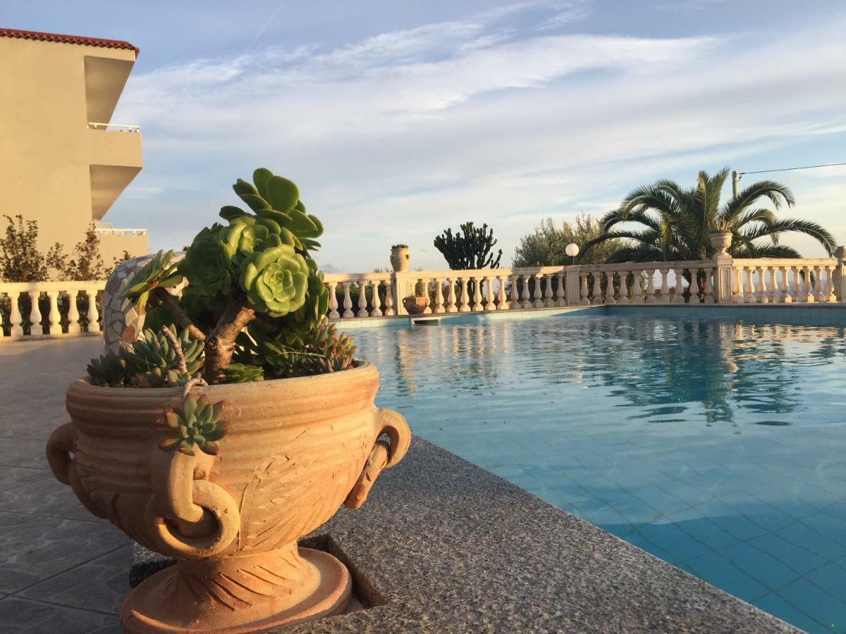 Hotel Villa Rita Forio di Ischia エクステリア 写真